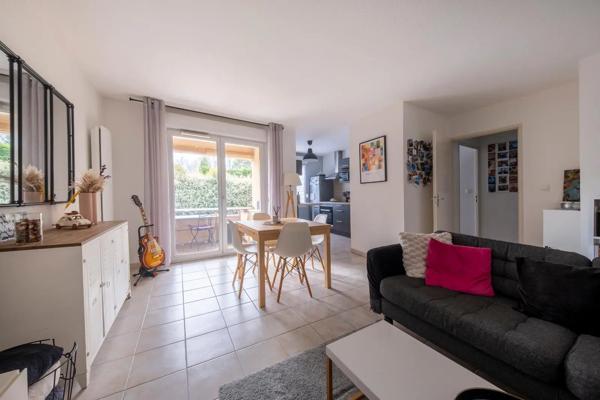 Appartement à vendre 2 pièces 48m² Cugnaux (31270)
