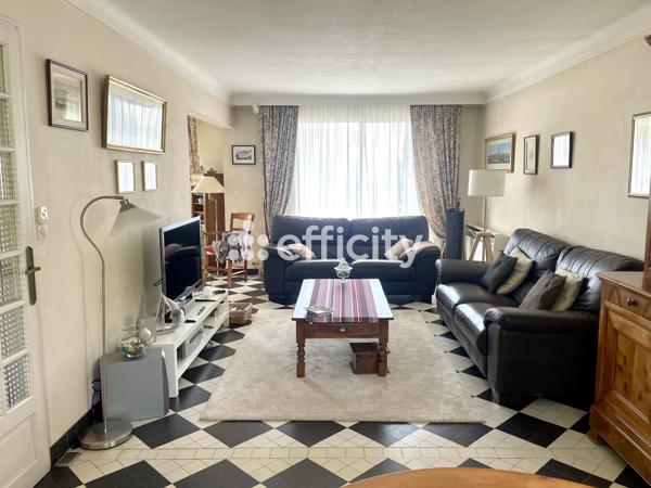 Maison 7 pièces - 174 m²
