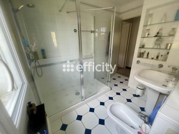 Maison 7 pièces - 174 m²