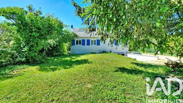 Maison à vendre 6 pièces 110 m² Saint-Fargeau-Ponthierry