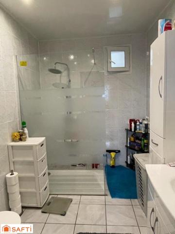 A 3 mn du centre de SENS avec toutes les commodités