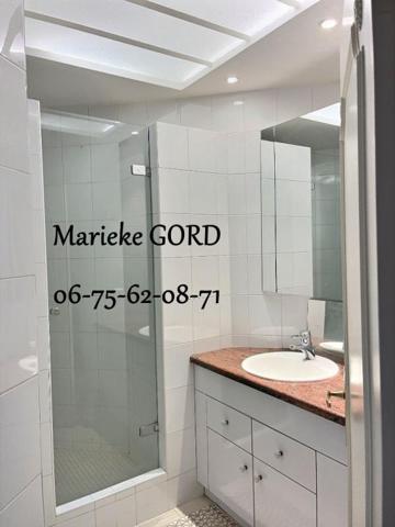 SAINT ETIENNE 42100 bel appartement de 97.80 m² 3 chambres grand balcon garage cave et place de parking