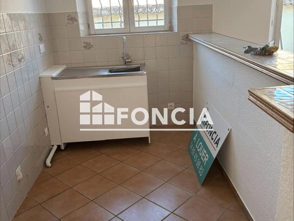 Location Appartement 3 pièces 55 m² - 27 BOULEVARD DU MOURILLON Gareoult 83136