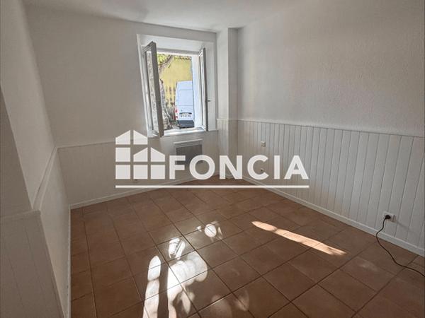 Location Appartement 3 pièces 55 m² - 27 BOULEVARD DU MOURILLON Gareoult 83136