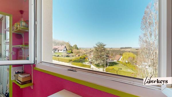 Dernier étage avec vue – T3 lumineux dans un écrin de verdure