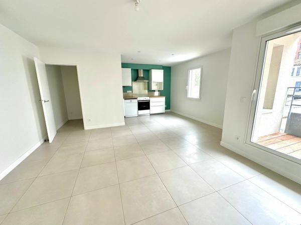 Maison à louer    3 pièces •  Toulouse