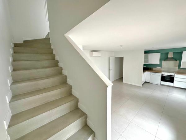 Maison à louer    3 pièces •  Toulouse