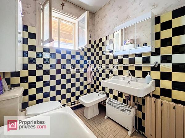 Maison familiale 6 pièces  136 m2