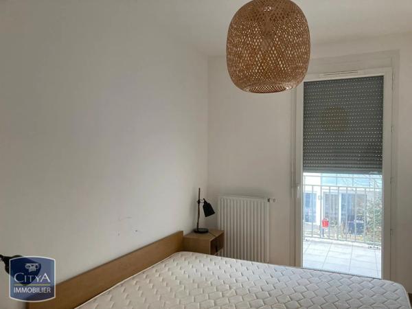 Appartement à louer 4 pièces 76.79m² Saint-Julien-en-Genevois (74160)