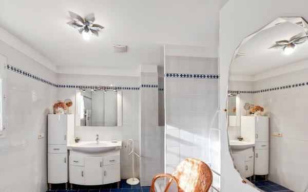 Maison à vendre    4 pièces •  Pierrevert