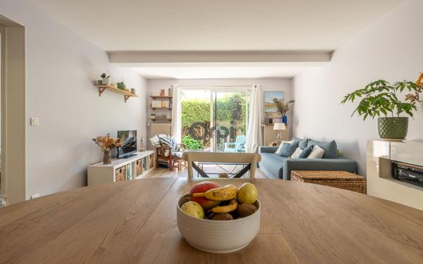 Appartement à vendre    2 pièces • 47,41 m2 La Varenne - Saint-Maur-des-Fossés