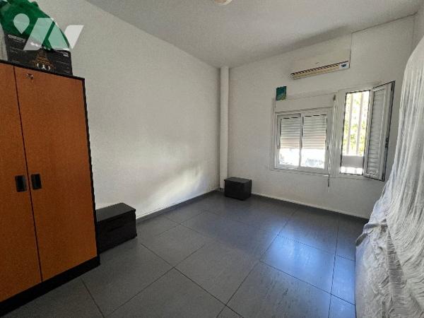 Maison atypique à Montgaillard