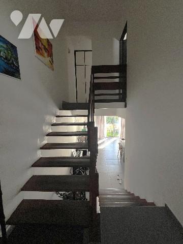 Maison atypique à Montgaillard