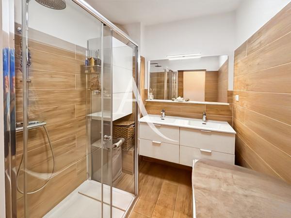 Appartement Le Cannet 4 pièces 98 m² avec garage et caves