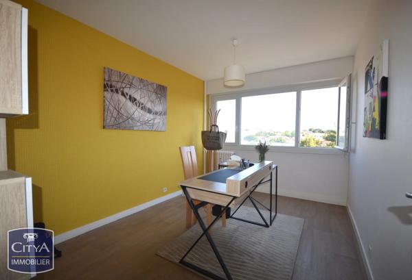 Appartement à vendre 5 pièces 88.46m² Cholet (49300)