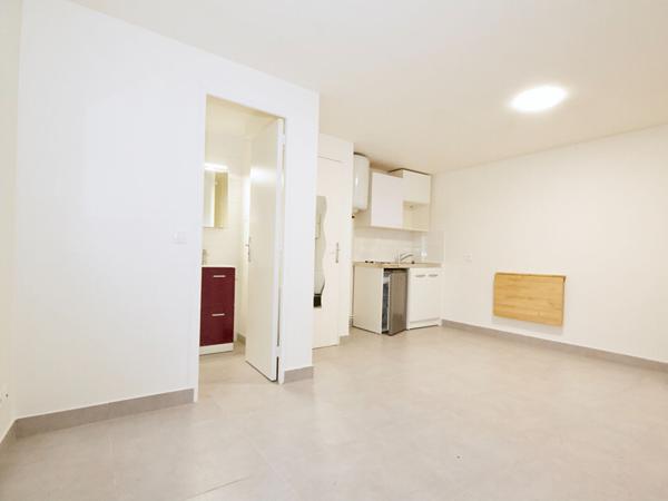 Appartement Fontenay Sous Bois 1 pièce 21.12 m2