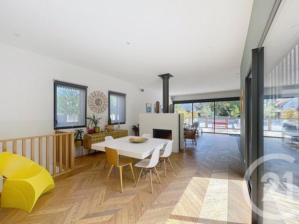Maison à vendre  8 pièces - 280,93 m 2   BORDEAUX  - 33