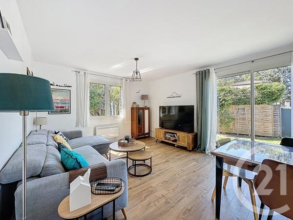 Maison à vendre  4 pièces - 94,45 m 2   GUJAN MESTRAS  - 33