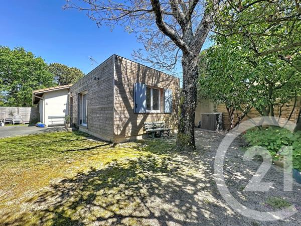 Maison à vendre  4 pièces - 94,45 m 2   GUJAN MESTRAS  - 33