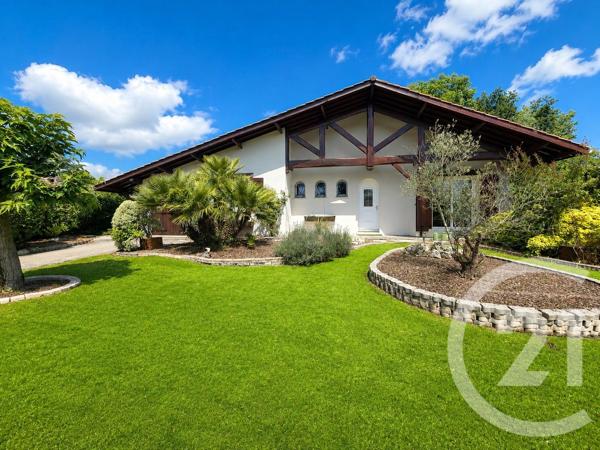 Maison à vendre  4 pièces - 110,01 m 2   ST LAURENT MEDOC  - 33