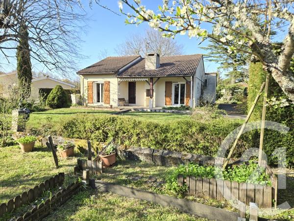 Maison à vendre  4 pièces - 110,01 m 2   ST LAURENT MEDOC  - 33