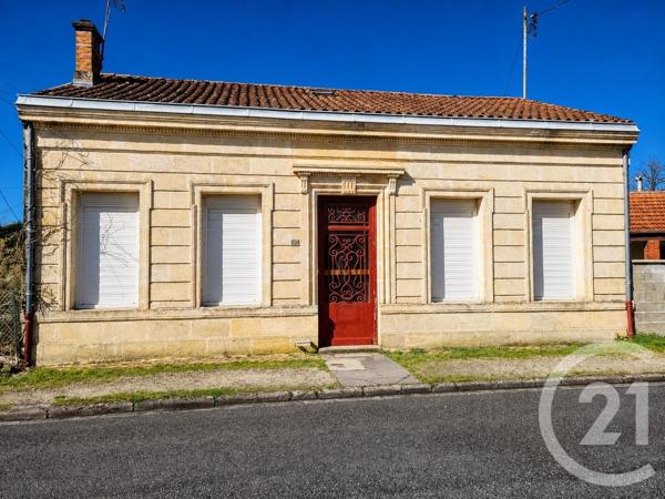 Maison à vendre  4 pièces - 110,01 m 2   ST LAURENT MEDOC  - 33
