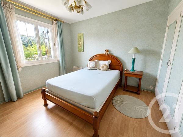 Maison à vendre  4 pièces - 110,01 m 2   ST LAURENT MEDOC  - 33