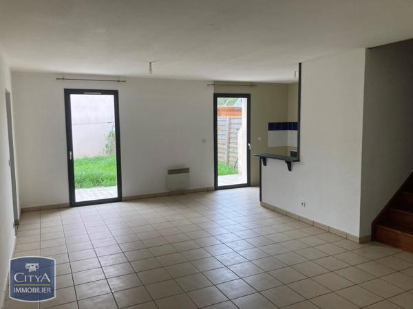 Maison à vendre 4 pièces 81m² Bazet (65460)