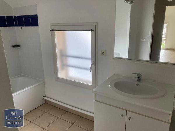 Maison à vendre 4 pièces 81m² Bazet (65460)
