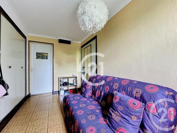 Maison à vendre  5 pièces - 122 m 2   MERPINS  - 16