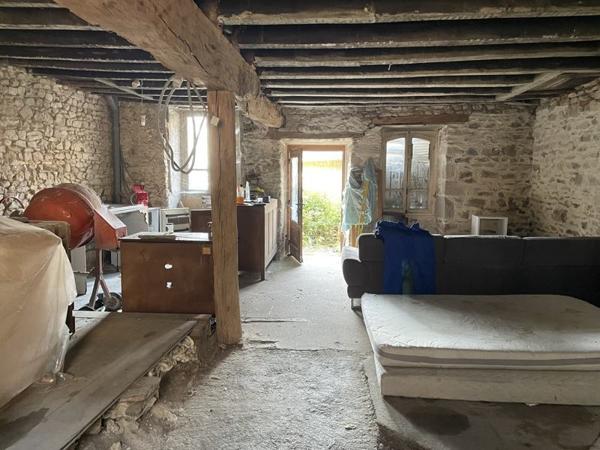 Maison à vendre |  Bourganeuf |  2 pièces | 98 m²