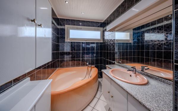 Maison à vendre    6 pièces •  Seichamps