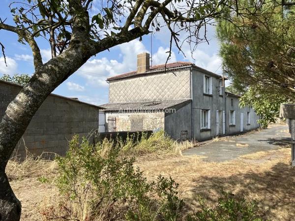 Vente Ferme 6 pièces 143 m2 à Mauléon