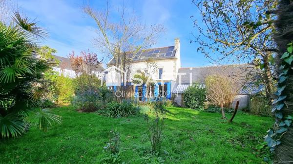 À VENDRE — MAISON DE MAÎTRE AU CŒUR DE LANNILIS