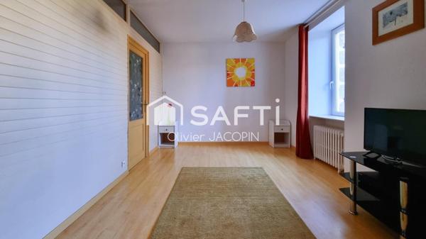 À VENDRE — MAISON DE MAÎTRE AU CŒUR DE LANNILIS