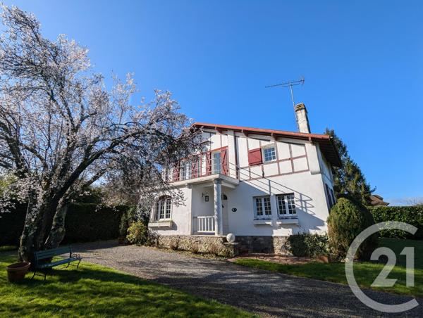 Maison à vendre  7 pièces - 173,84 m 2   ORTHEZ  - 64