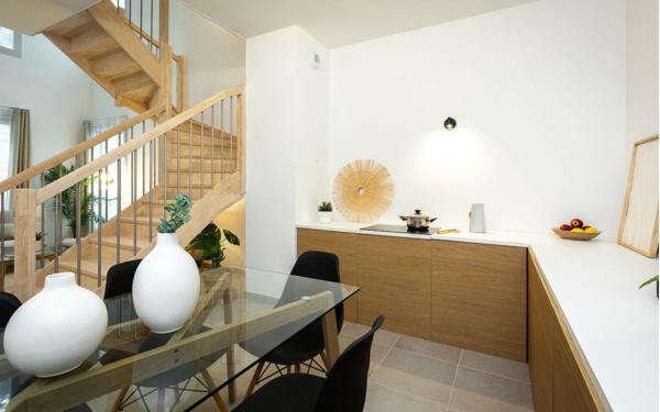 Appartement à vendre    5 pièces • 106,91 m2 Marseille 10