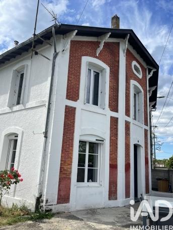 Maison à vendre 6 pièces 174 m² Saint-Yzan-de-Soudiac