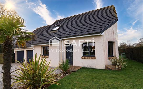 Joli pavillon moderne de 112m2, 3 chambres + bureau et 1lingerie. Double garage.