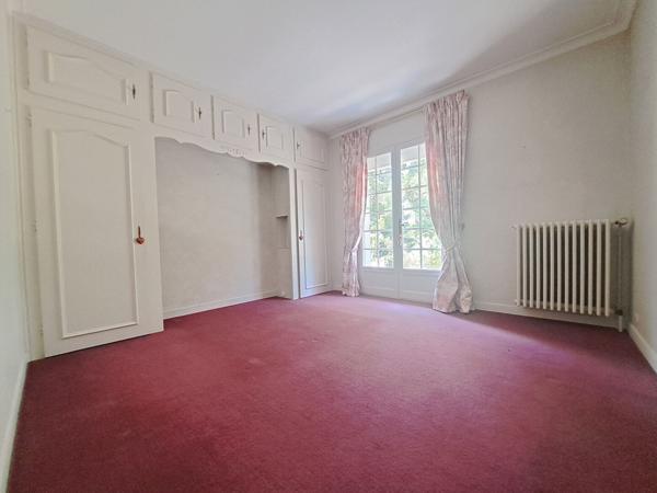 Villa 8 pièces à vendre Châtellerault - 86100 / Réf: 12055
