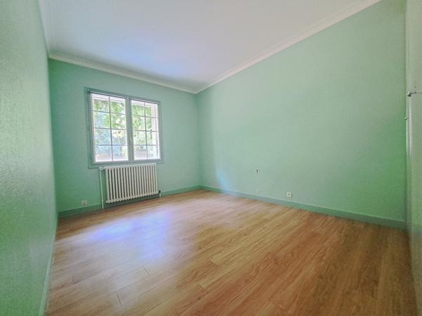 Villa 8 pièces à vendre Châtellerault - 86100 / Réf: 12055