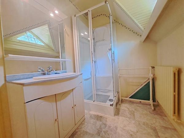 Villa 8 pièces à vendre Châtellerault - 86100 / Réf: 12055