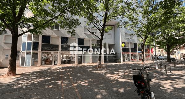 Location Appartement 2 pièces 53.15 m² - Caluire-et-cuire 69300
