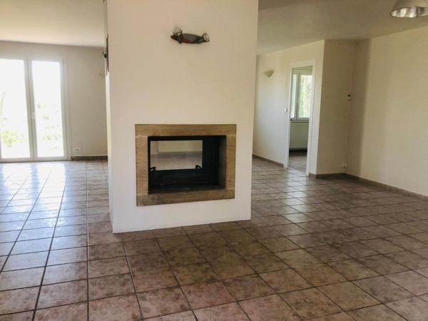 MALVILLE MAISON A LOUER,  
Malville 44260