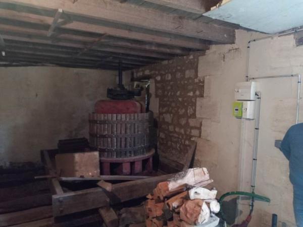 Grange à vendre |  Jonzac |  5 pièces | 160 m²