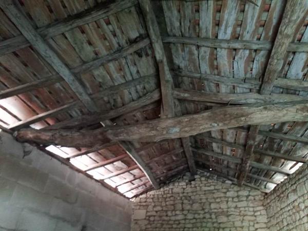 Grange à vendre |  Jonzac |  5 pièces | 160 m²