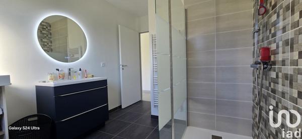 Pavillon 4 pièces de 117 m² à Colombiers (18200)