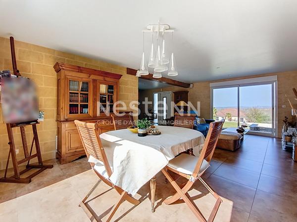 Maison familiale à vendre Cosnac : 5 chambres avec vue dégagée, terrain 2 500 m² et performance énergétique B ? Cosnac