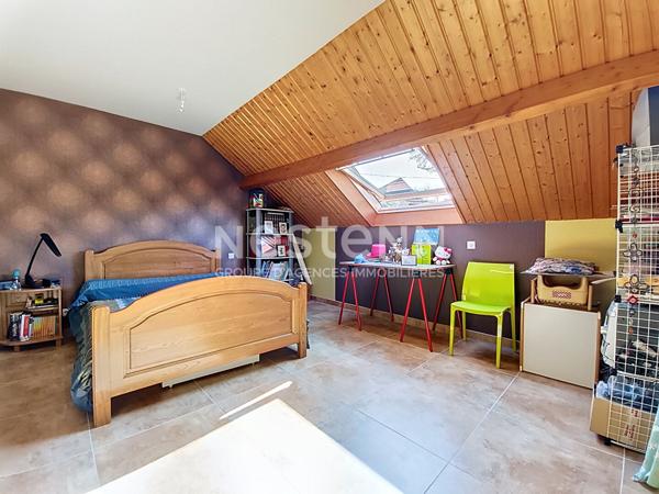 Maison familiale à vendre Cosnac : 5 chambres avec vue dégagée, terrain 2 500 m² et performance énergétique B ? Cosnac