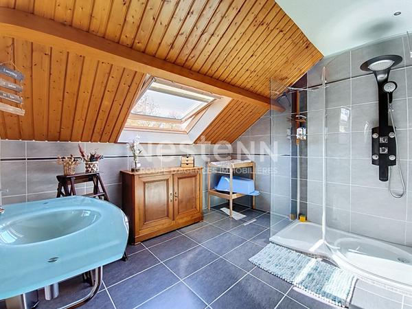 Maison familiale à vendre Cosnac : 5 chambres avec vue dégagée, terrain 2 500 m² et performance énergétique B ? Cosnac